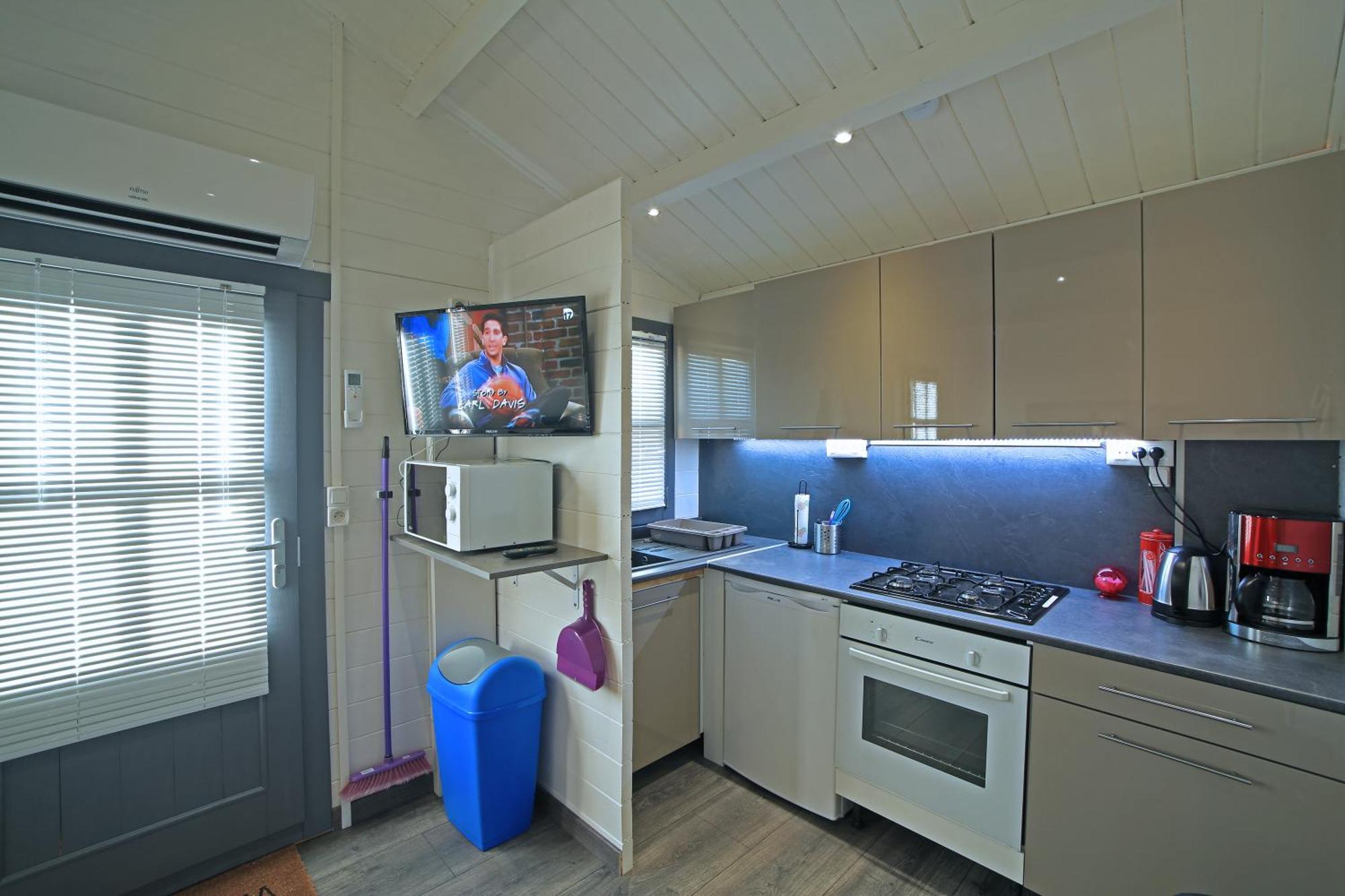Chalet Mont Ventoux Et Chalet Vip Camaret-sur-Aigues 객실 사진