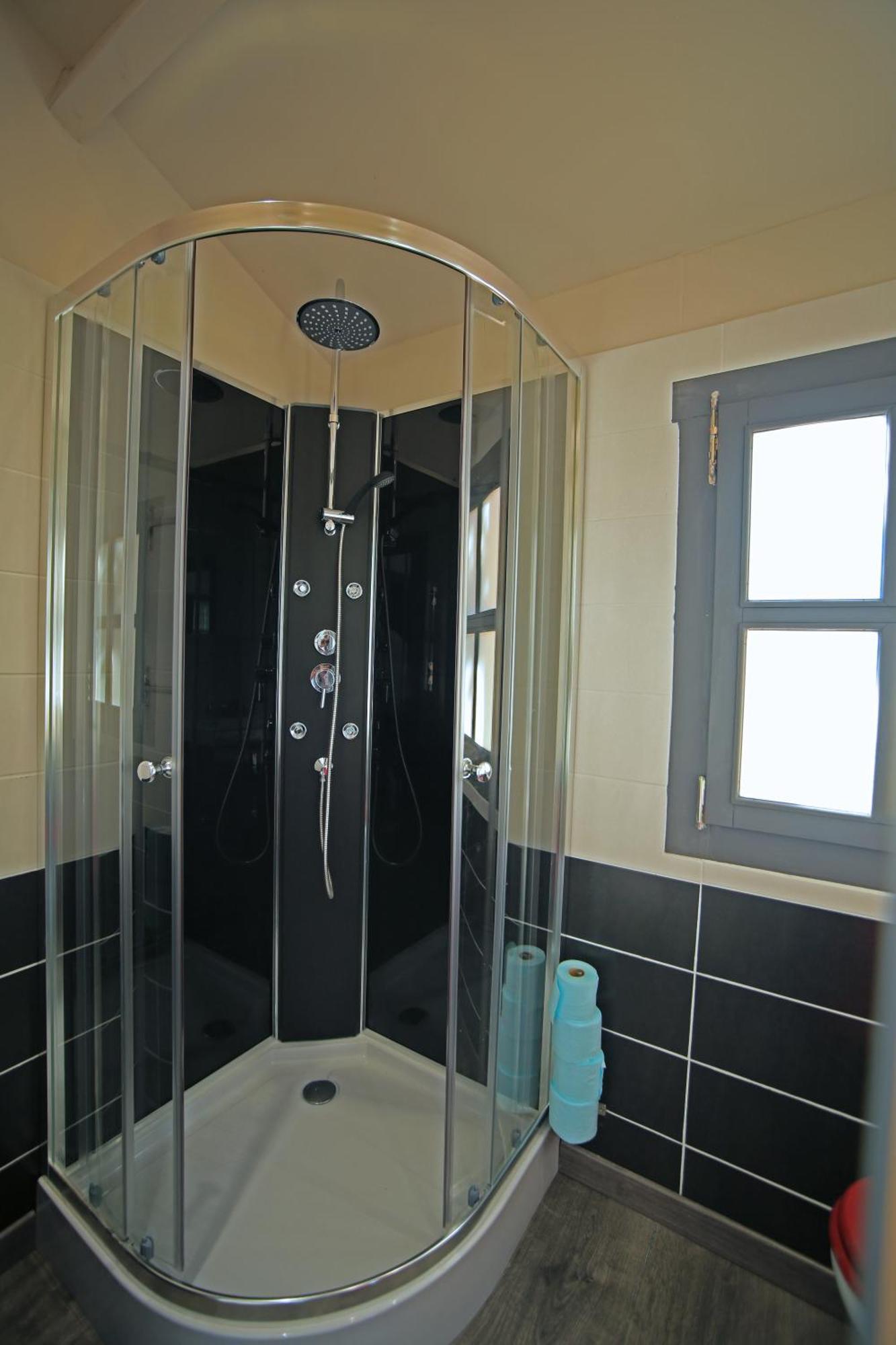 Chalet Mont Ventoux Et Chalet Vip Camaret-sur-Aigues 객실 사진